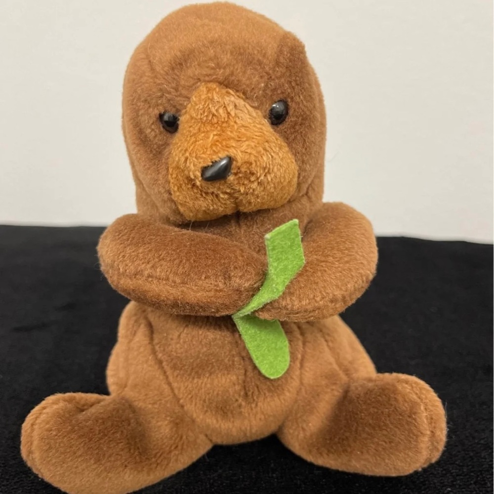 TY Beanie Babies “Seaweed” Otter